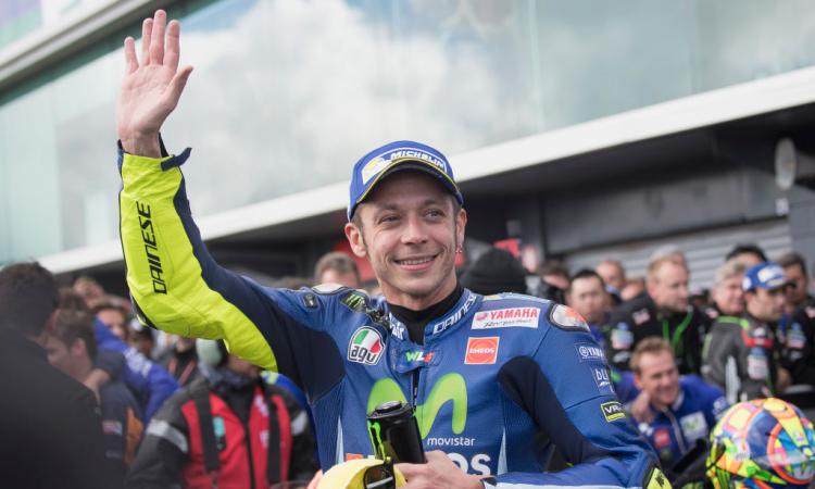 PIT STOP: il Dottore va in pensione? Ecco gli eredi di Valentino Rossi FOTO