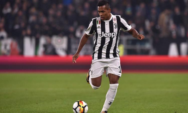 Juve, fissato il prezzo per Alex Sandro: i possibili sostituti