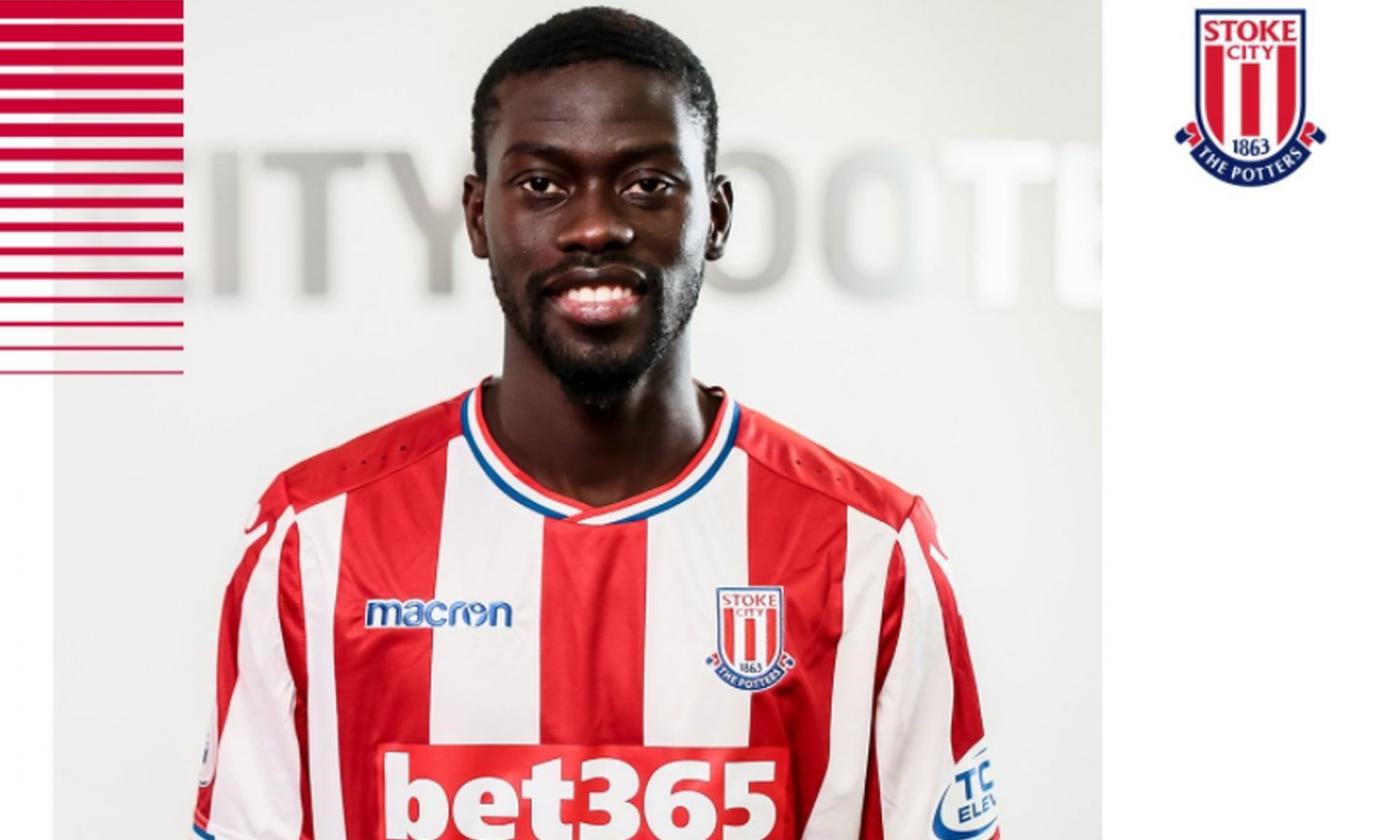 Stoke City, UFFICIALE: firma Badou Ndiaye