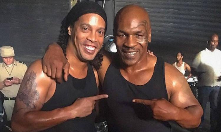 Genio, mago, meraviglia: ciao Dinho! E ora? Un film, con Tyson e Van Damme