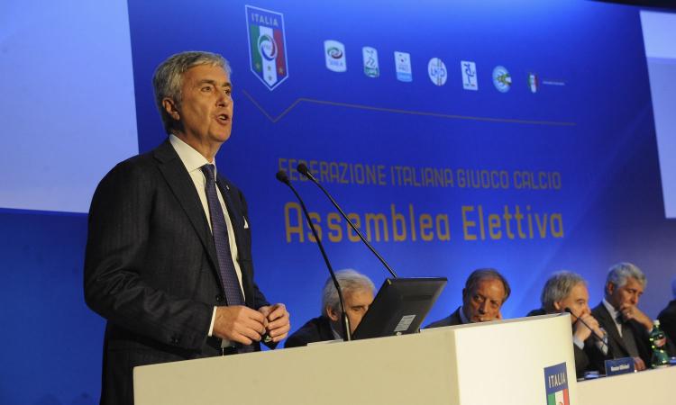 Dilettanti: competizioni aperte al pubblico, con un massimo di...