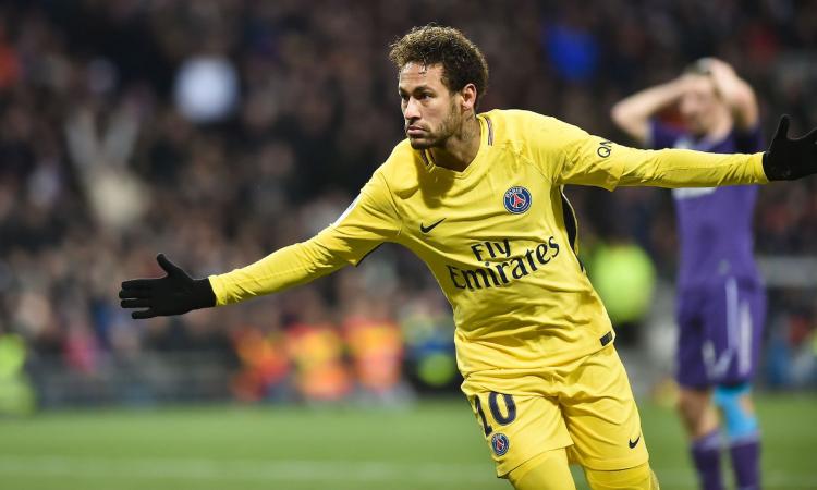 PSG, Mbappé: 'Neymar via? Solo fumo'