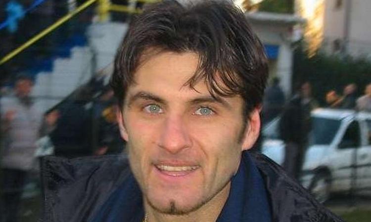 Ex 'Campioni' Sossio Aruta chiama il Benevento: 'Sono il vostro idolo, fatemi giocare in Serie A'