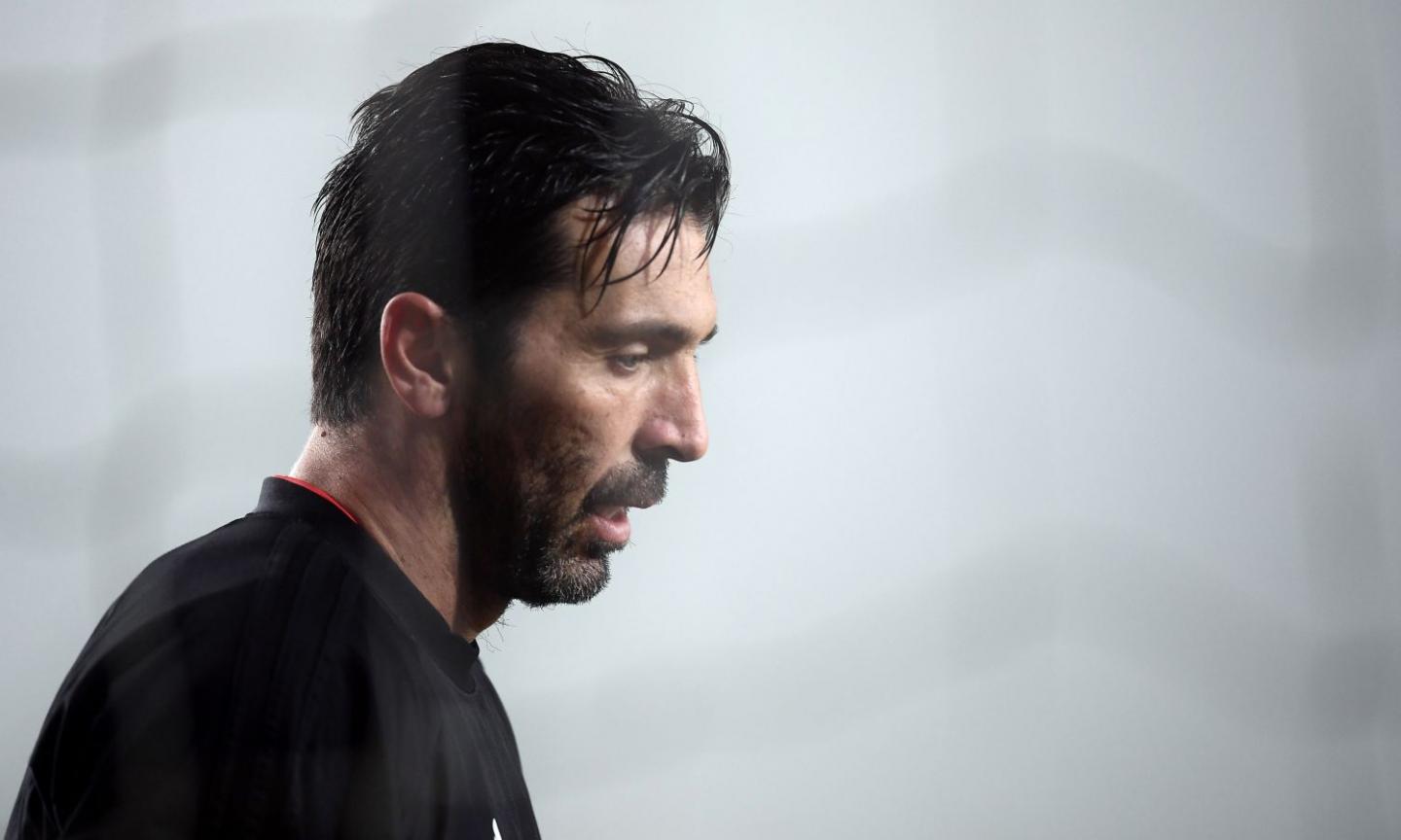 Photo: Buffon remembers Astori, breaks down in tears