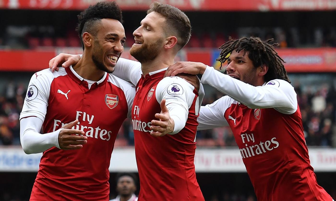 Arsenal, Mustafi in uscita