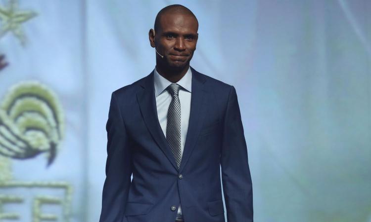 Lecce, Sticchi Damiani: 'Abidal nostro ospite, possibile collaborazione con il Barcellona'