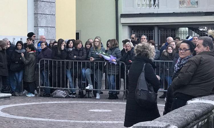 San Pellegrino dà l'addio ad Astori: le parole del sindaco e la veglia funebre