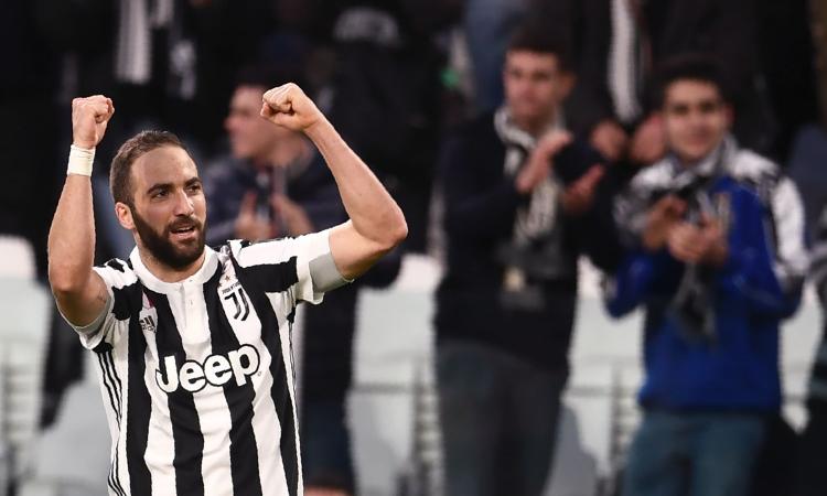 Se fosse Higuain a lasciare la Juve? C'è il Psg con il Chelsea, anche senza Sarri