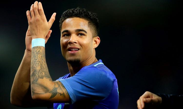Ajax, van der Sar consiglia Kluivert