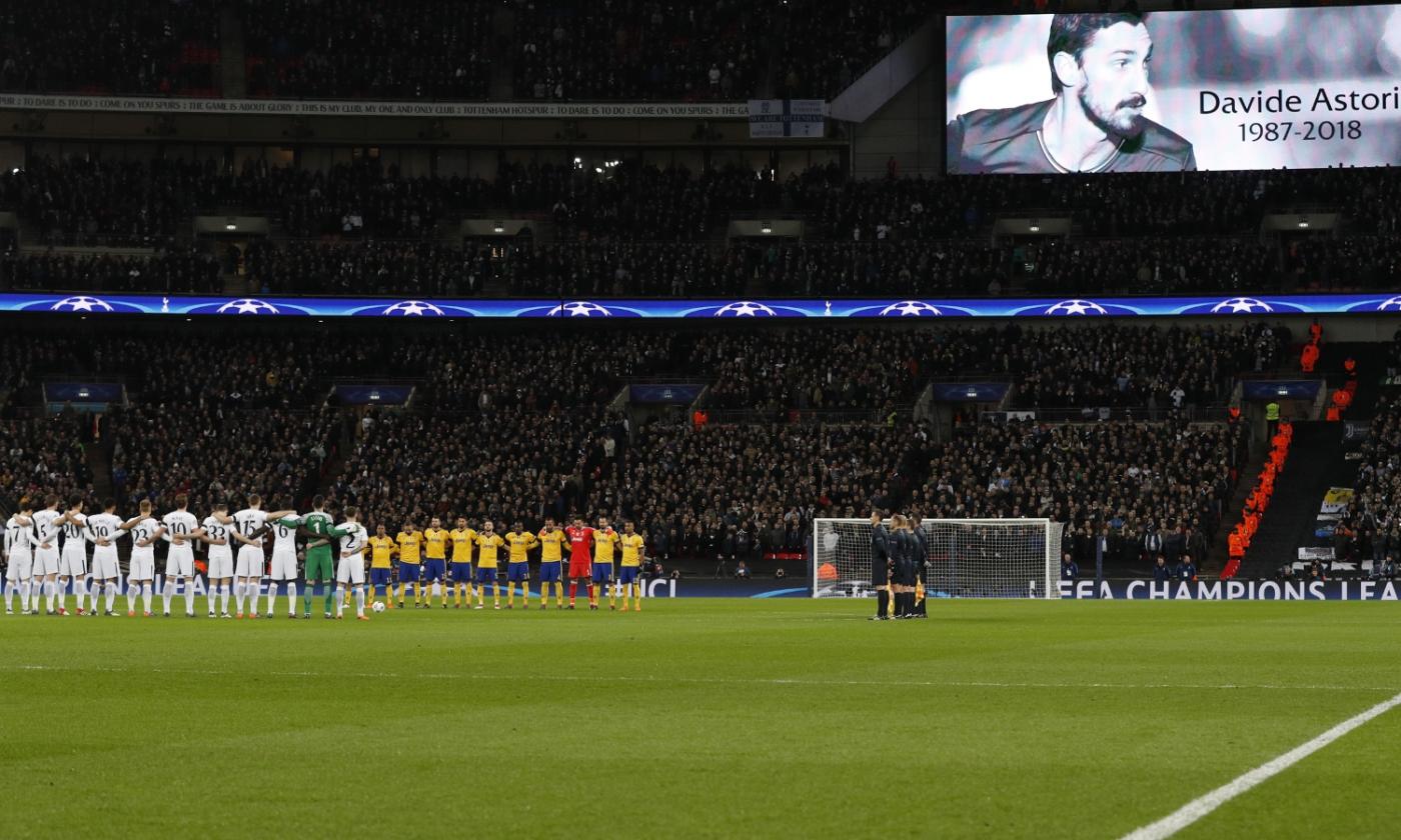 Tottenham-Juve, minuto di silenzio per Astori VIDEO