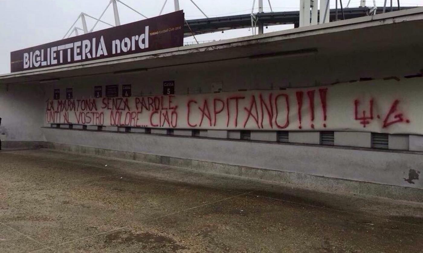 Lutto Astori, i tifosi del Torino: 'La Maratona senza parole, uniti al vostro dolore... ciao CAPITANO'