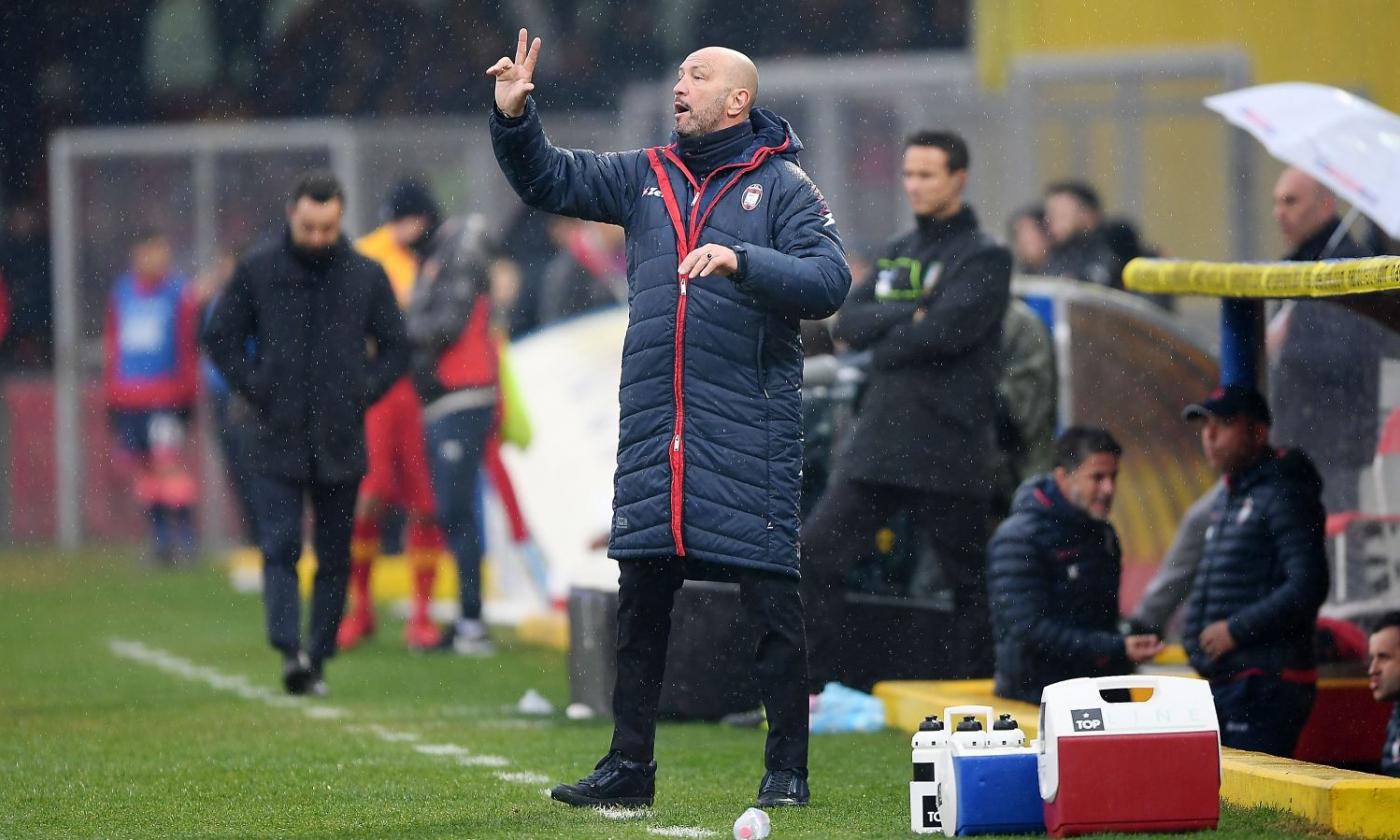 Crotone, Zenga: 'Gioisco per noi, non guardo gli altri'