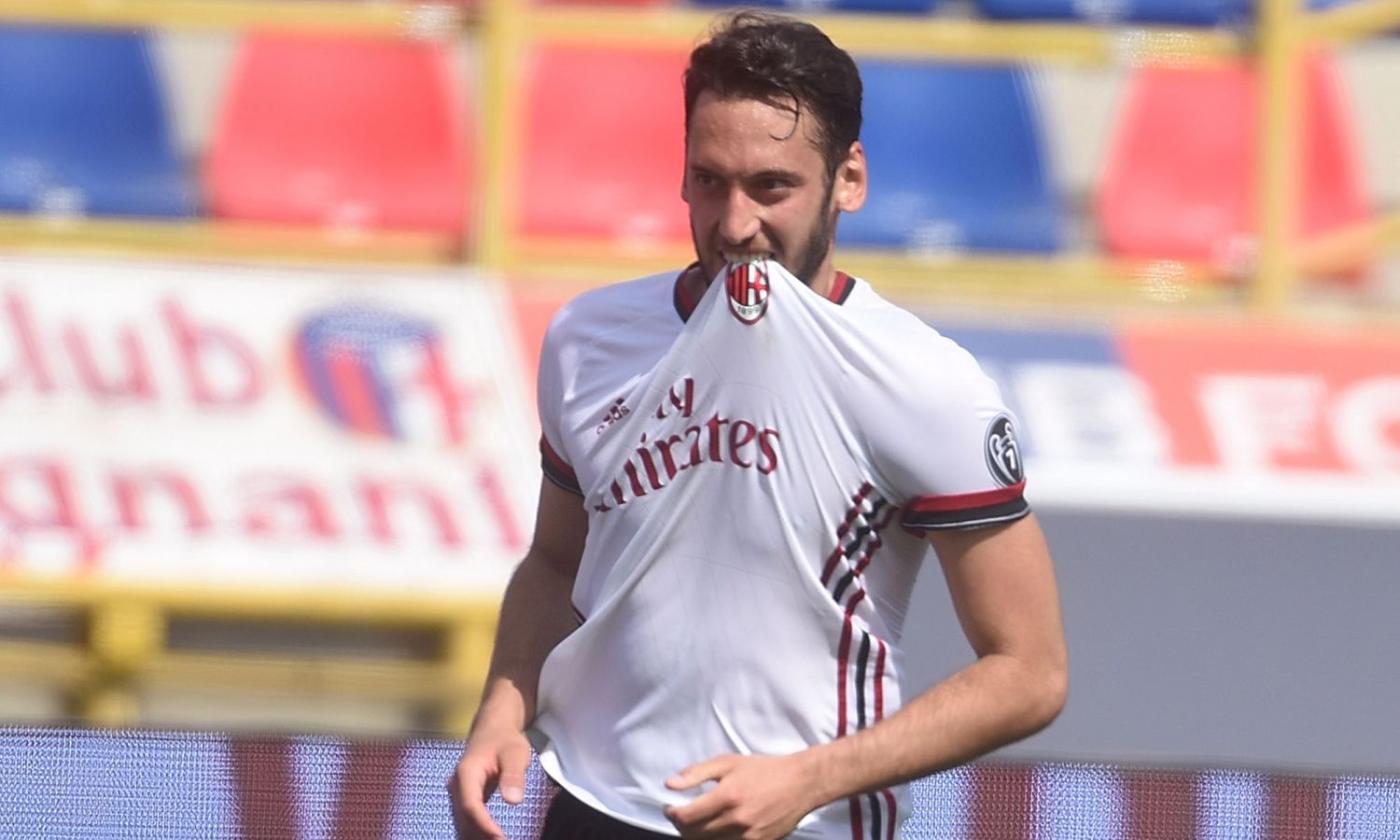 Milanmania: 30 anni fa Berlusconi, si torna al 4-3-1-2 con Calhanoglu nuovo Rui Costa