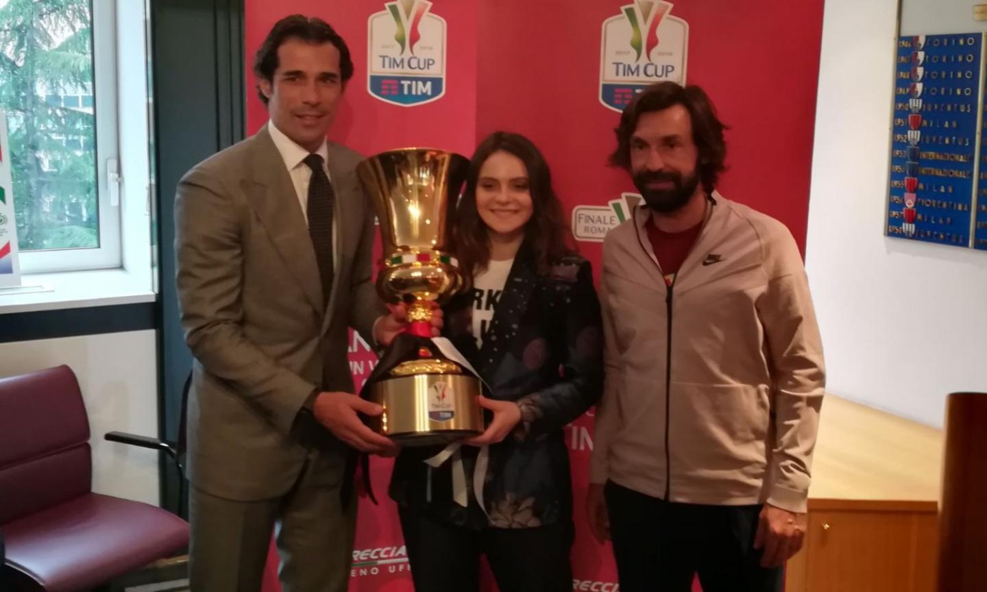 Francesca Michielin sta con Pirlo sul rigore di Napoli-Juve: 'Arbitro io la prossima' FOTO