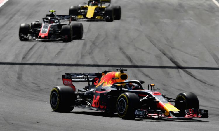 Formula 1: GP Montecarlo, Ricciardo beffa Vettel e Hamilton