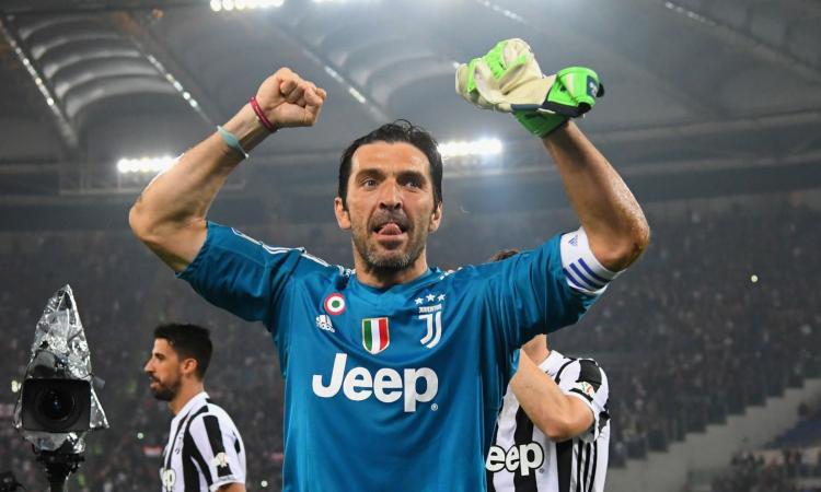 Buffon nella leggenda: dal Parma a Juve e Nazionale, tutti i record