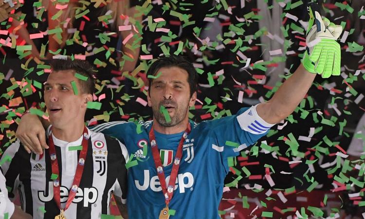Da Casillas a Del Piero, i colleghi salutano Buffon VIDEO