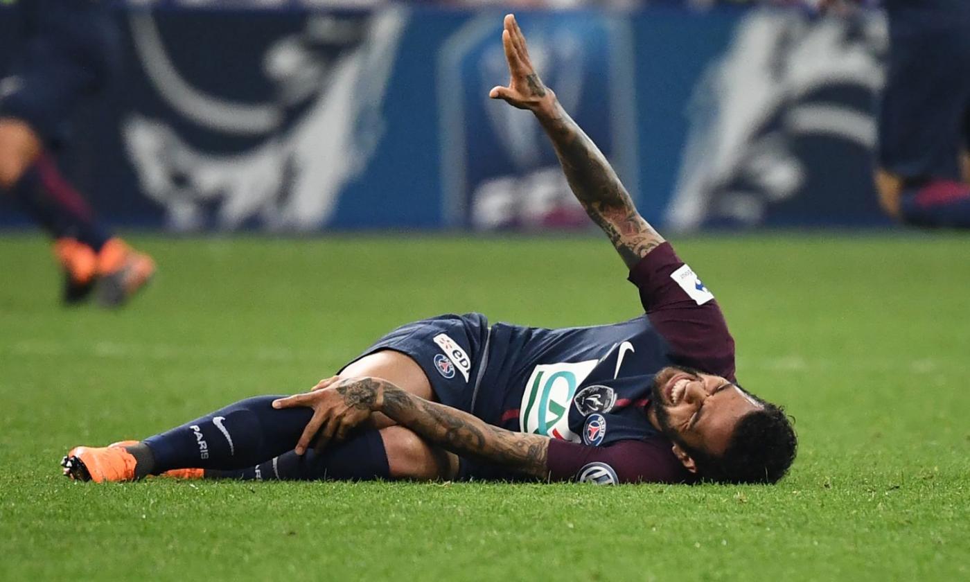 Dani Alves: 'Knee injury? I only cried one time'