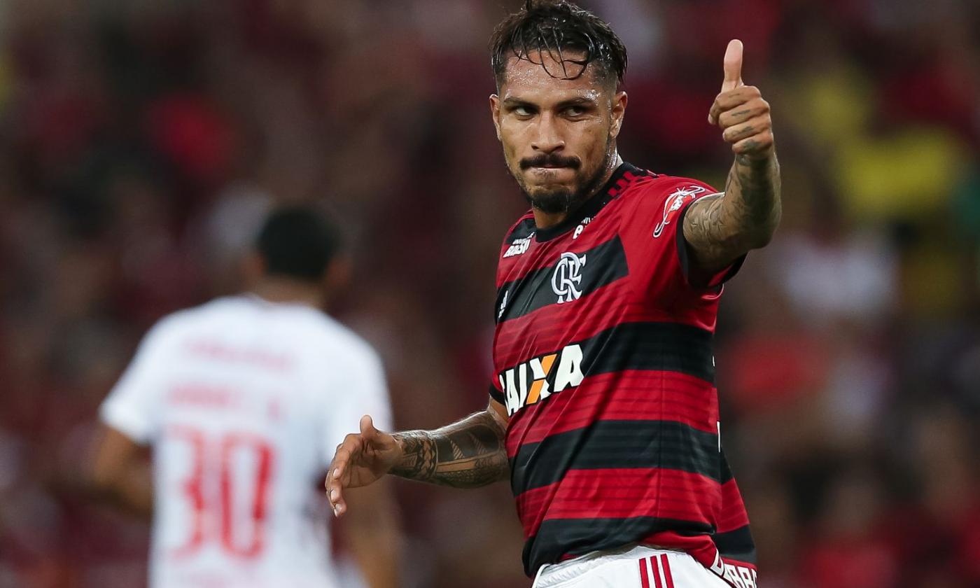 Flamengo, offerto il rinnovo a Guerrero. C'è anche un club argentino