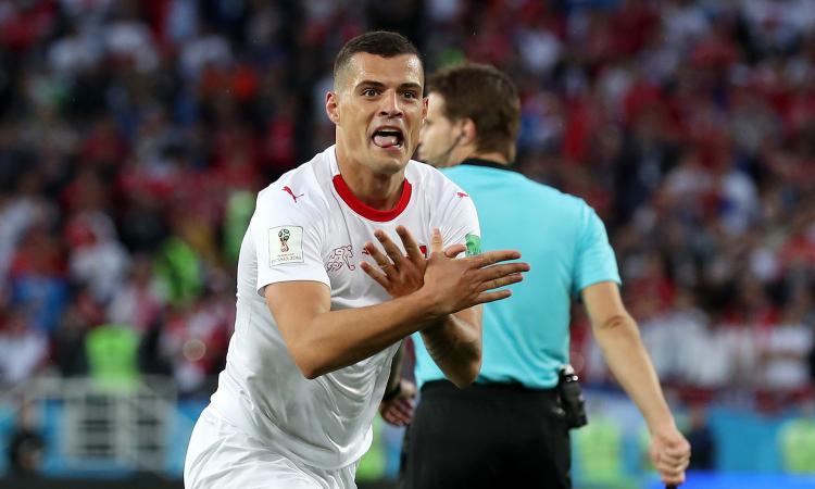 La vendetta di Xhaka e Shaqiri contro la Serbia: gol ed esultanza per l'Albania