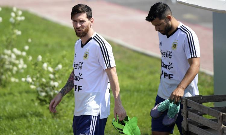 Argentina, Maradona a Messi: 'Lascia la Nazionale'