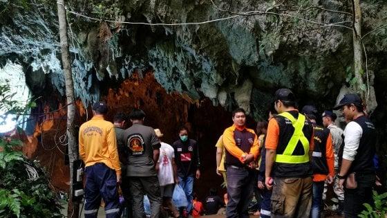 Thailandia, estratti altri 4 ragazzi: continuano le operazioni di salvataggio