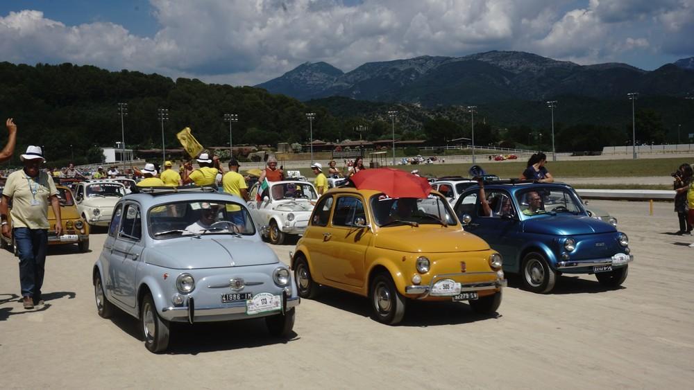 PIT STOP: in passerella le più belle Fiat 500 storiche FOTOGALLERY