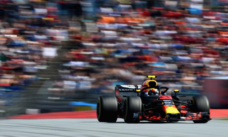 Formula 1: Verstappen vince in Austria. Fuori Hamilton, Vettel torna in testa!