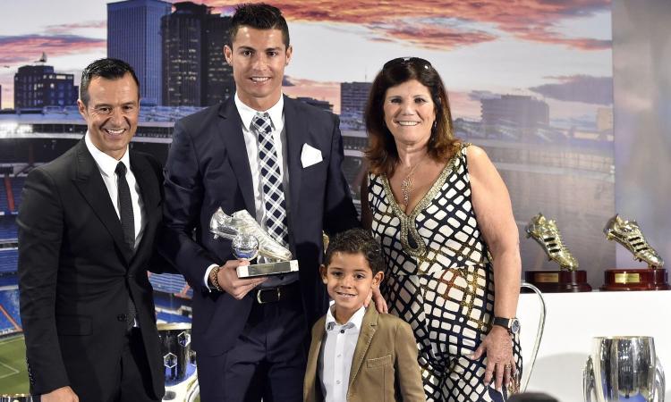 Mendes: 'Ronaldo il migliore di sempre. È divino, farà la storia della Juve'