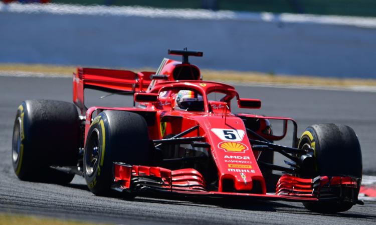 Formula 1, Vettel trionfa a casa di Hamilton: è suo il GP di Silverstone!