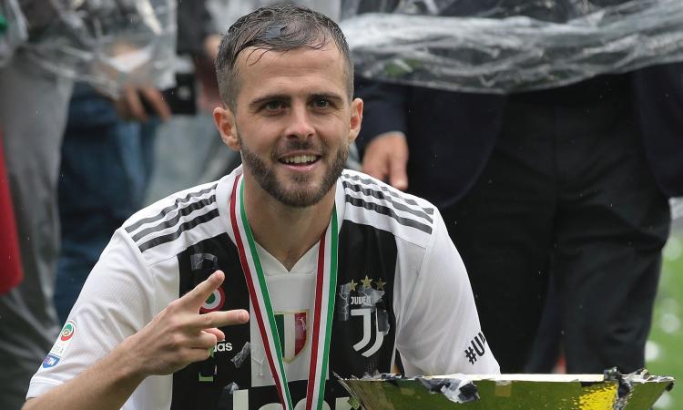 Guardiola non vuole un Jorginho-bis: il piano del Manchester City per Pjanic