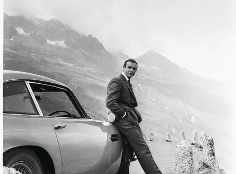 PIT STOP, ecco quanto costa la Aston Martin di James Bond FOTOGALLERY