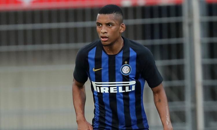 Inter, Dalbert bocciato alla prima: già da accantonare la 'missione recupero'