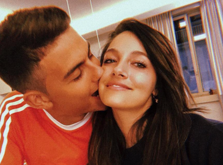 Juve, Dybala festeggia la sua Oriana: 'Ti amo così tanto' FOTO