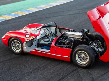 PIT STOP: doppietta Ferrari a Le Mans, la vendita è milionaria FOTOGALLERY