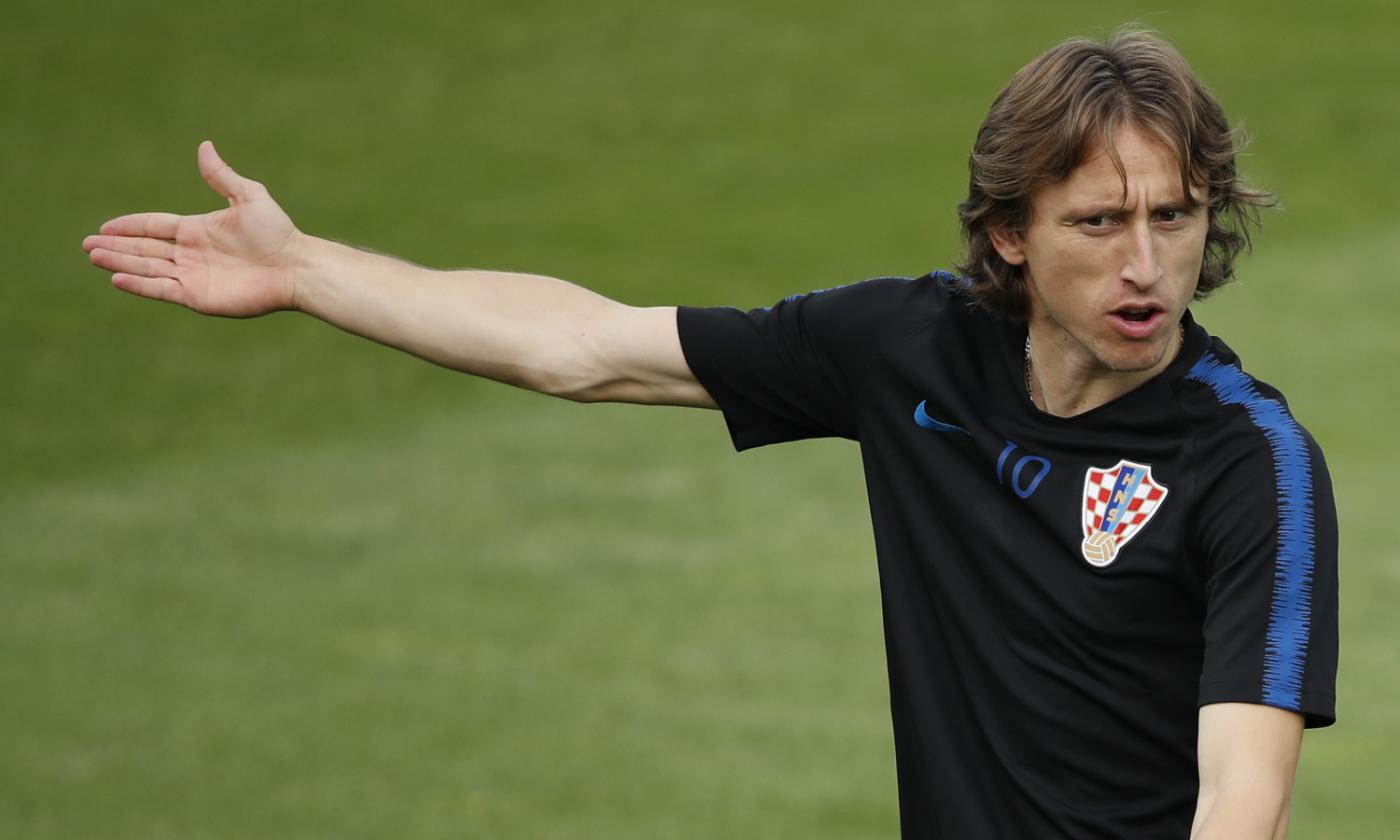 Modric open to Inter move: Real Madrid star enjoys holidays in Italy