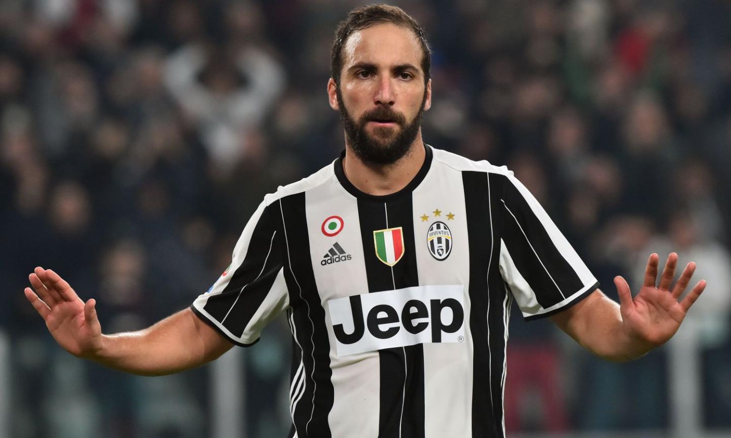 Agente Higuain: 'In Italia solo nella Juve. Resta per altri due anni, fino al termine del contratto'