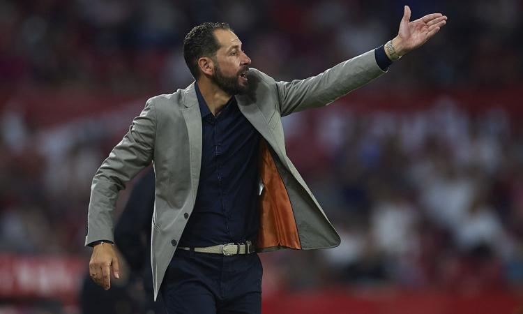 All. Siviglia: 'André Silva grande colpo, il Milan voleva tenerlo. N'Zonzi-Roma? Non andrà via a prezzo di saldo'