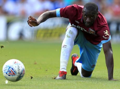 West Ham, rifiutata offerta della Fiorentina per Obiang