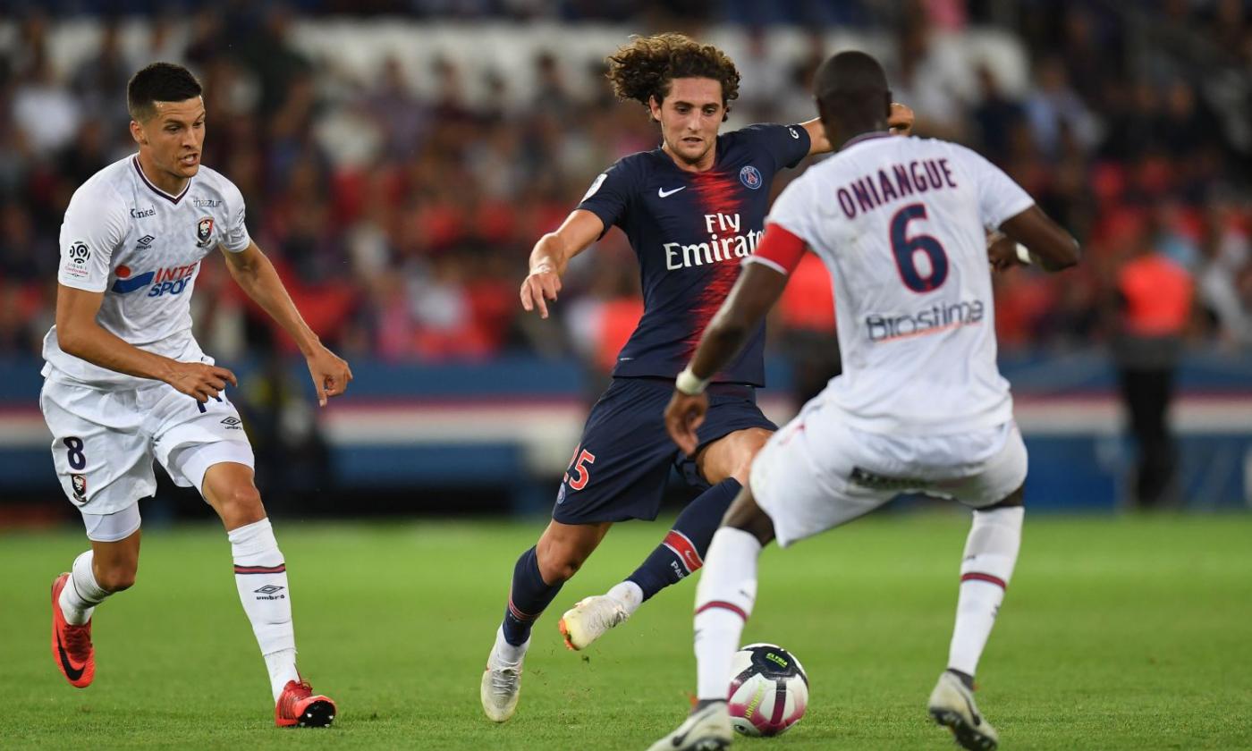 E' sfida Juve-Milan per Rabiot