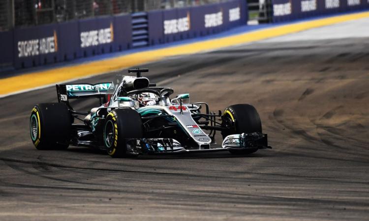 Formula 1, Singapore: Hamilton, Mondiale nell'aria! Vettel, ennesima bocciatura