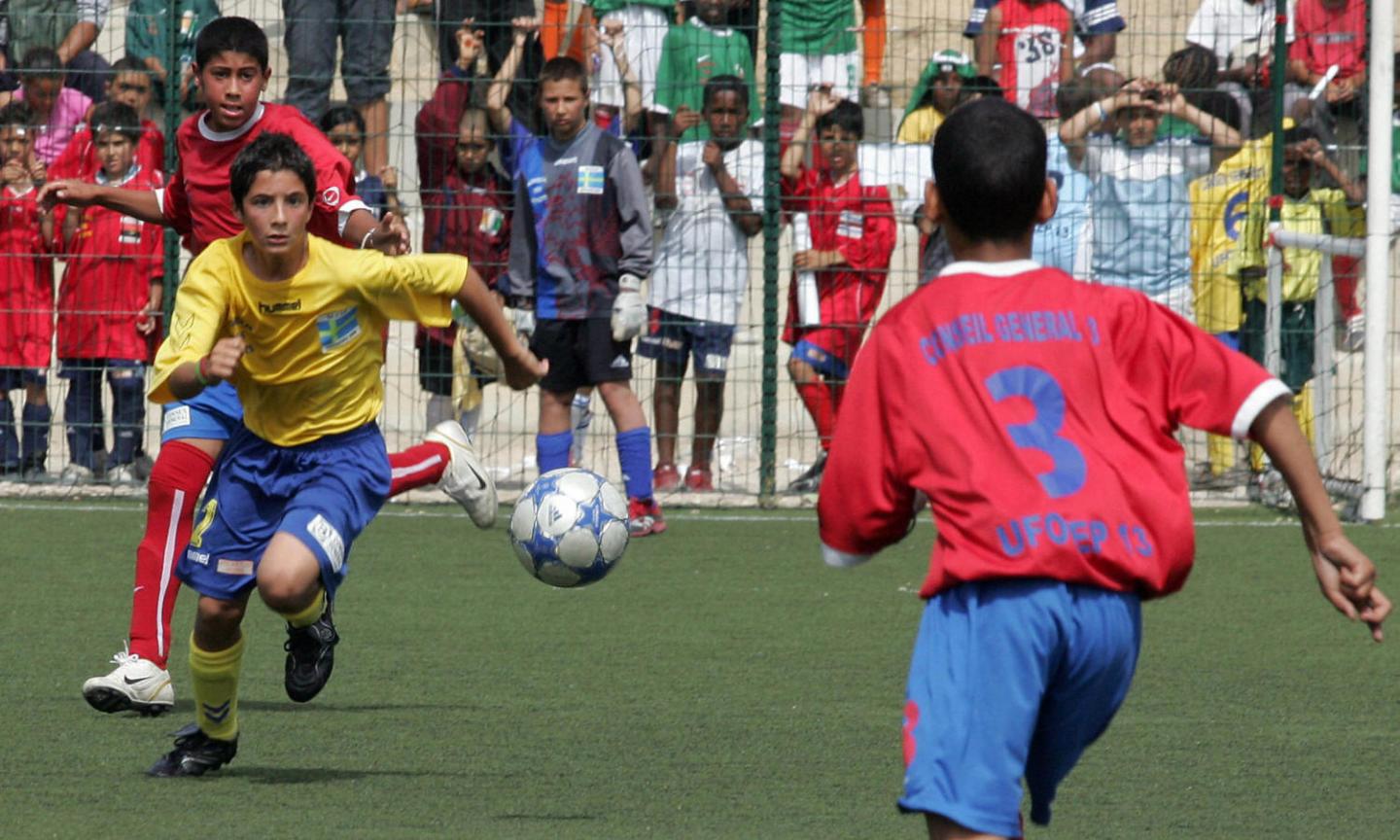 L'accusa: 'Nei settori giovanili vietano i dribbling e cacciano via i veri talenti' 