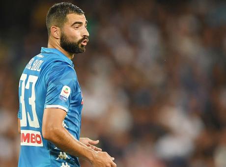 Napoli, tegola Albiol: un mese di stop per il centrale