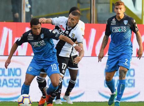 Napoli, si complica Bennacer: ecco perché