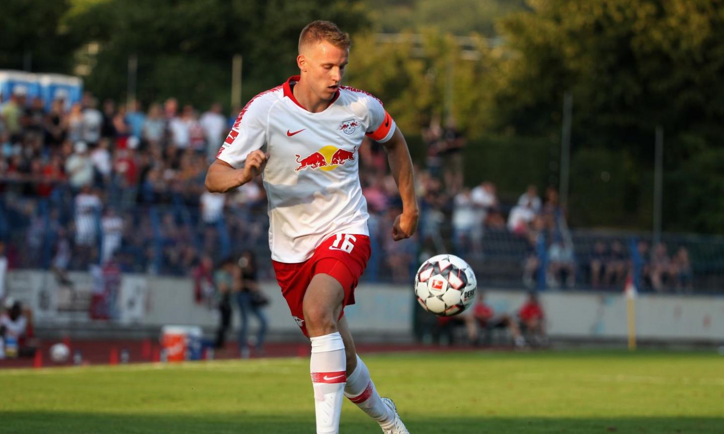 Roma, negotiations underway for RB Leipzig full back Klostermann: the details