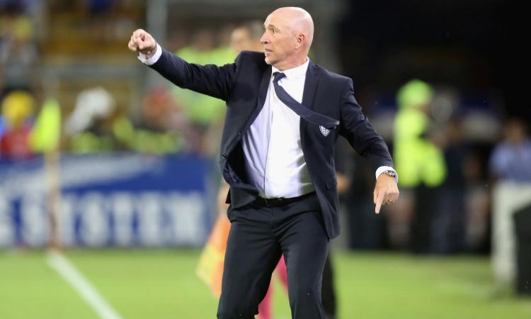 Cagliari, sfida al Sassuolo per un centrocampista