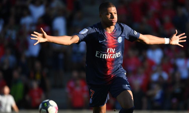 Real Madrid, 370 milioni per il prossimo acquisto: due i desideri