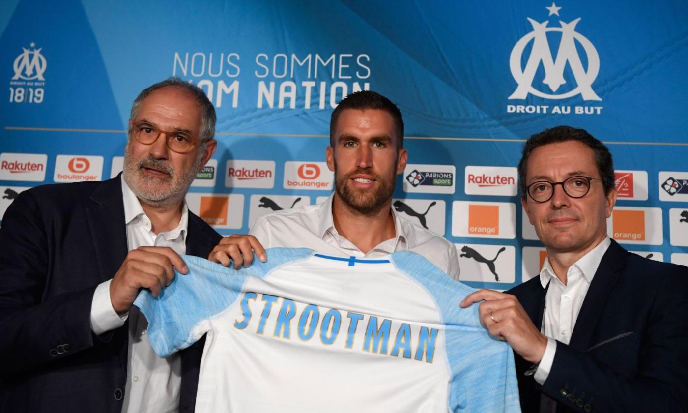 Marsiglia pazza di Strootman, eccolo in versione Superman  FOTO