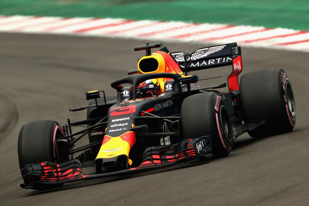 Formula 1, Messico: Ricciardo rovina la festa a Verstappen. Hamilton e Vettel in seconda fila