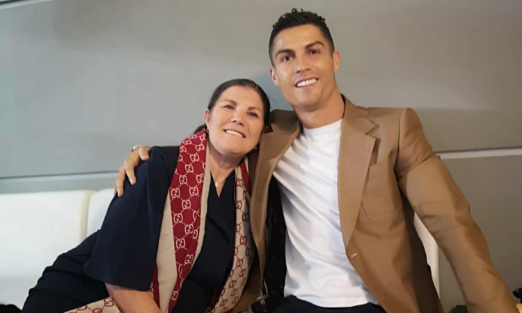 Ronaldo, parla la madre: 'Stupro Mayorga? Lei non è andata a giocare a carte'